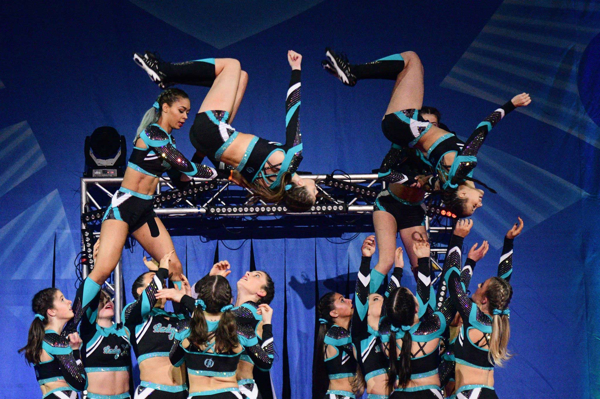 Basingstoke Wolverines Cheerleaders